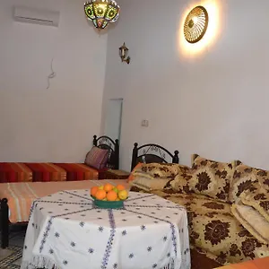 Asmae Moustakim Couette-café Fès